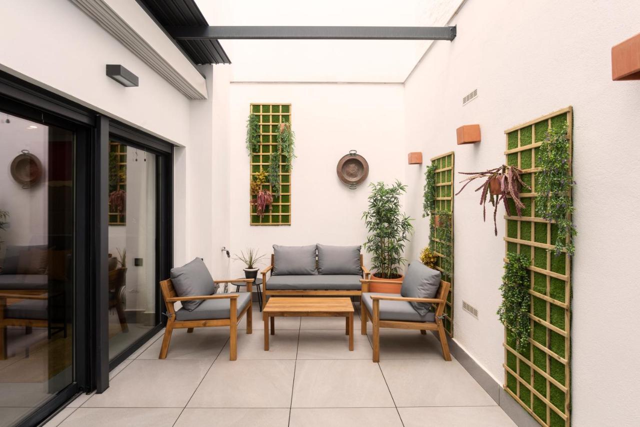 Apartamentos Bajeles Sevilla Urban Екстер'єр фото