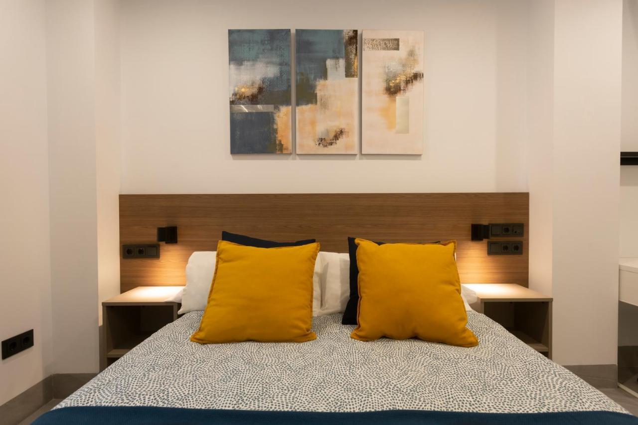 Apartamentos Bajeles Sevilla Urban Екстер'єр фото