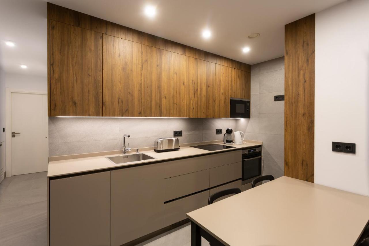 Apartamentos Bajeles Sevilla Urban Екстер'єр фото