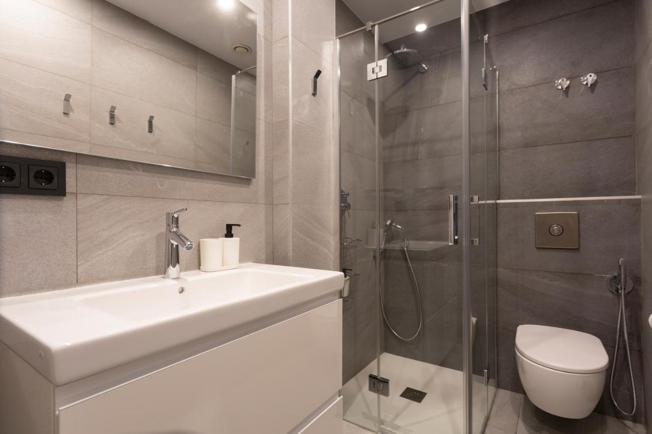 Apartamentos Bajeles Sevilla Urban Екстер'єр фото