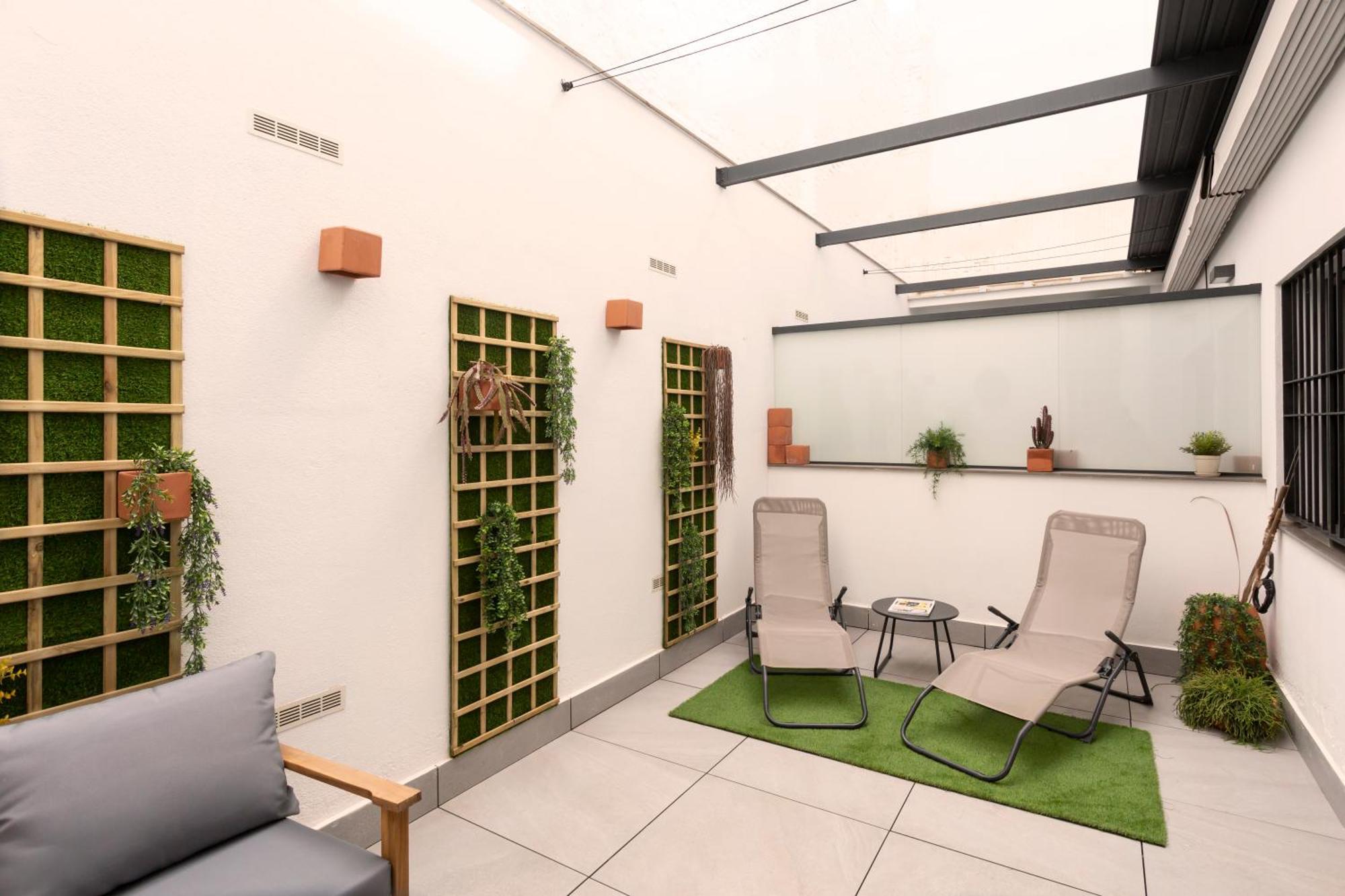 Apartamentos Bajeles Sevilla Urban Екстер'єр фото