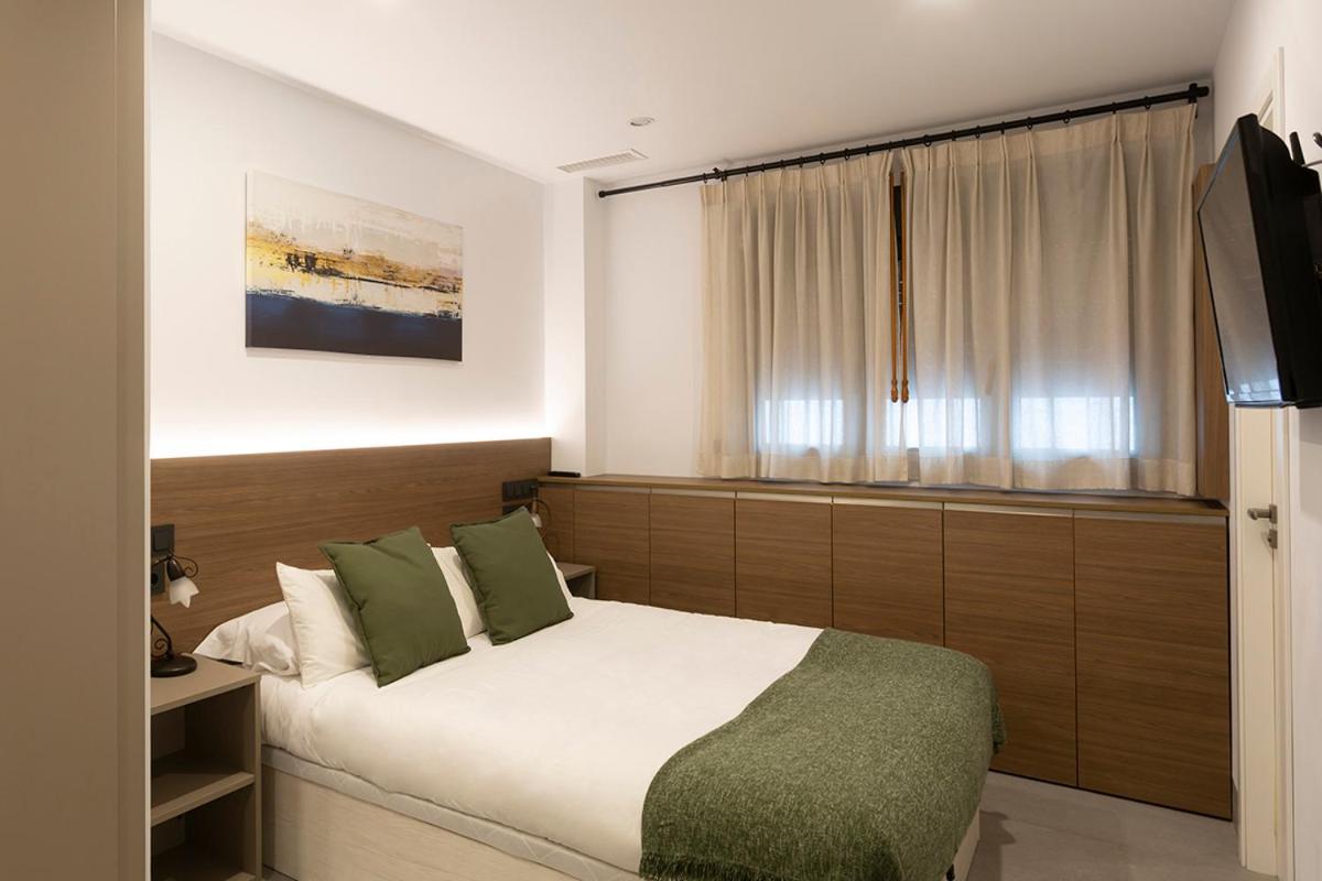Apartamentos Bajeles Sevilla Urban Екстер'єр фото