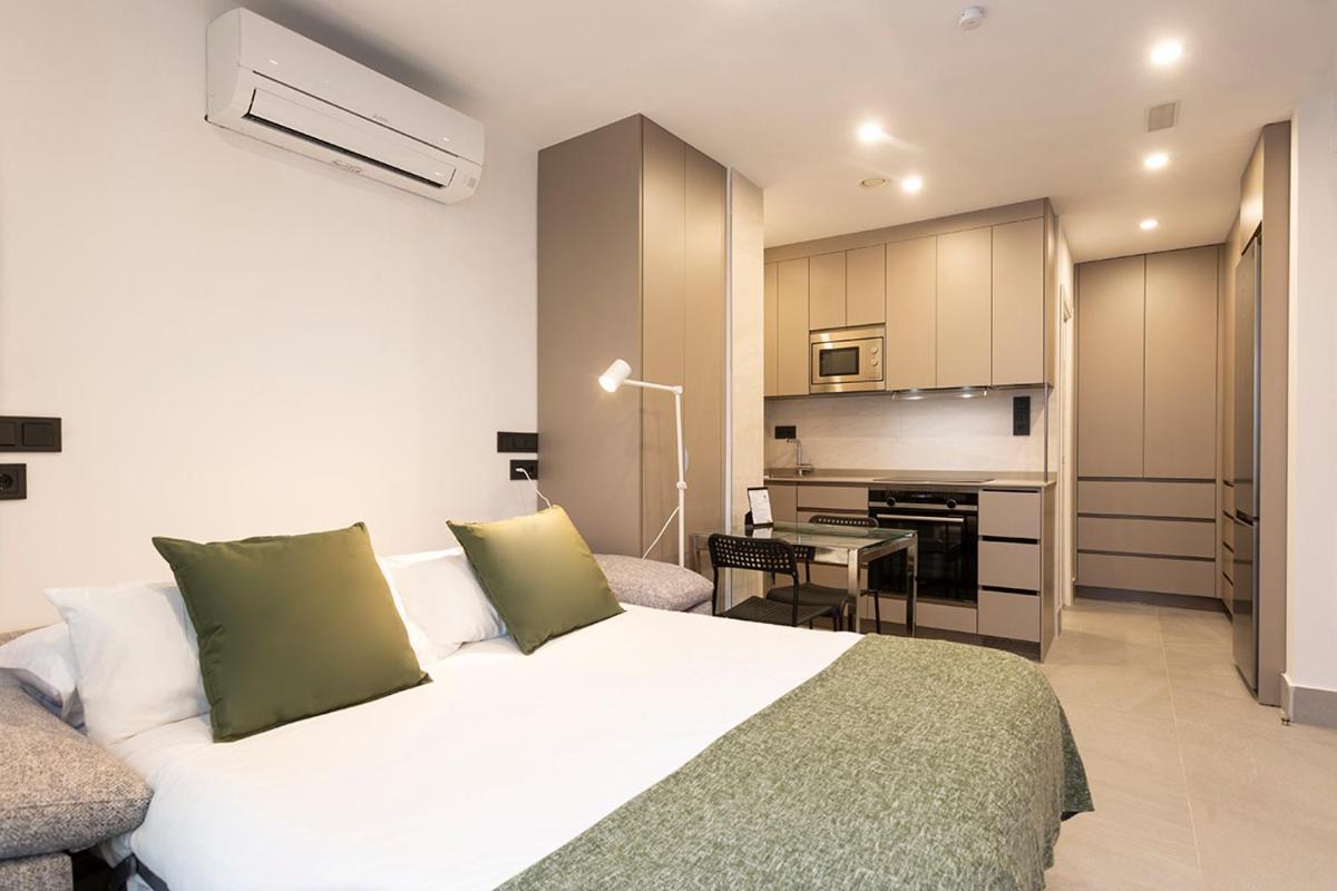Apartamentos Bajeles Sevilla Urban Екстер'єр фото