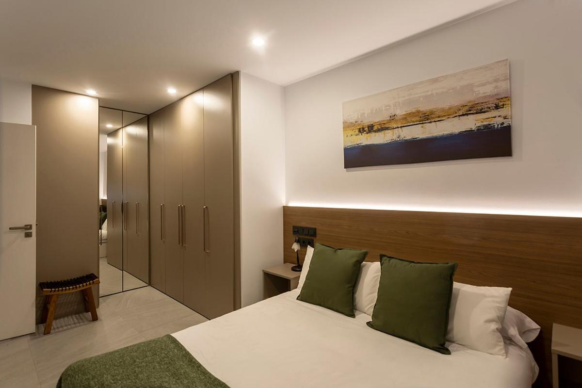 Apartamentos Bajeles Sevilla Urban Екстер'єр фото
