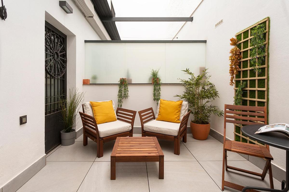 Apartamentos Bajeles Sevilla Urban Екстер'єр фото